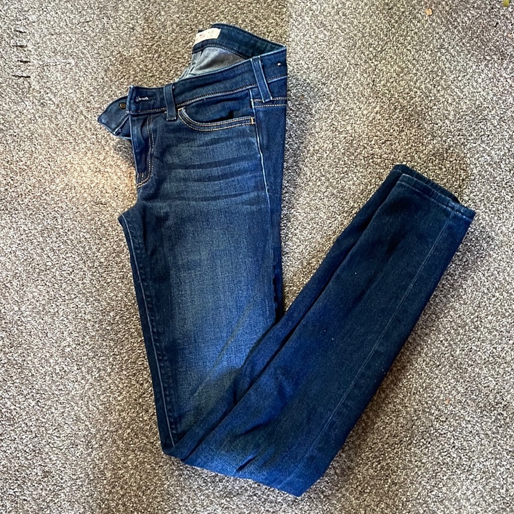 HOLLISTER• skinny jean